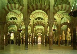 盛岡駅近くの快適ビジネスホテル【東横INN盛岡駅南口駅前】の魅力と詳細情報